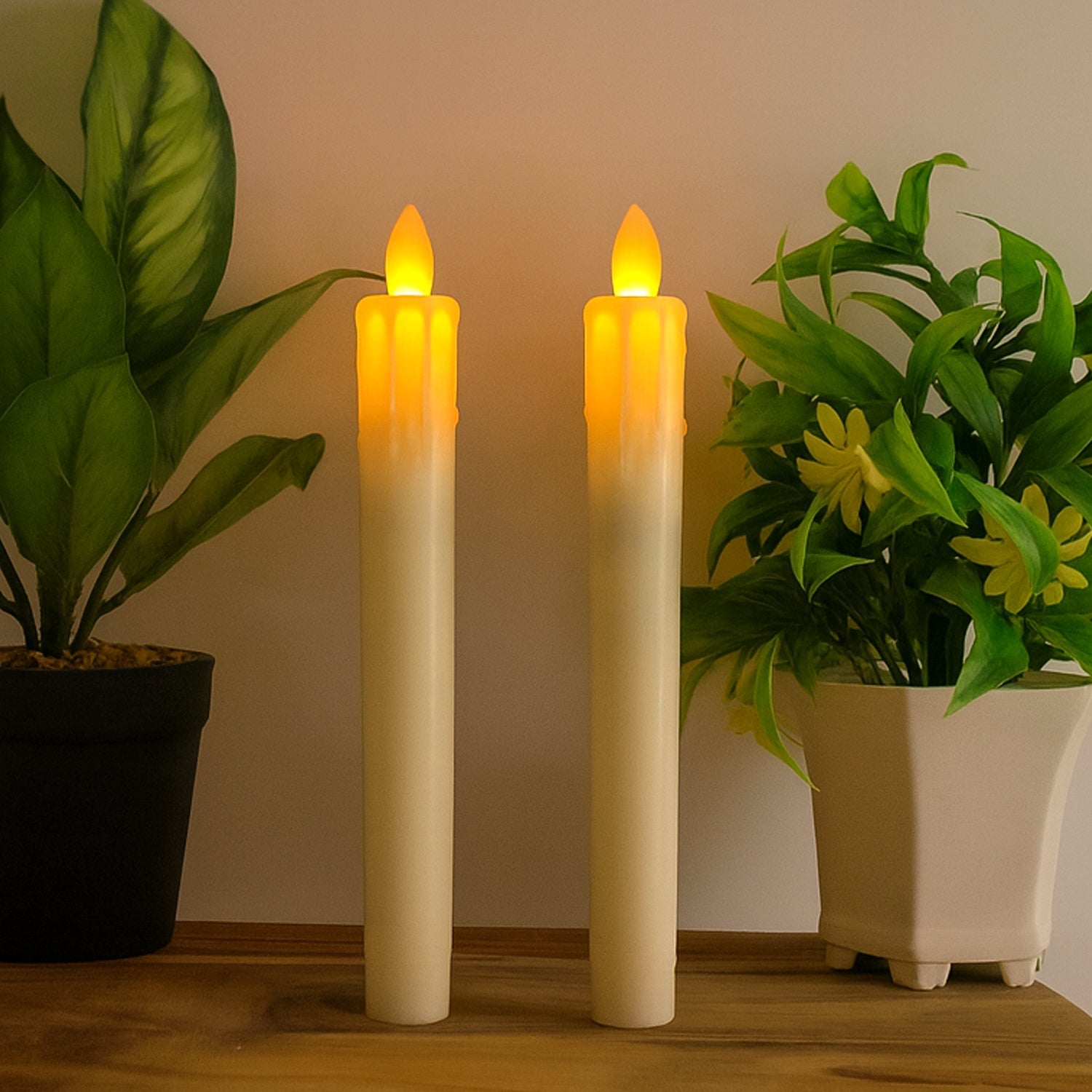 Set of 2 LED Flameless Taper Candles Set of 2 LED Flameless Taper Candles